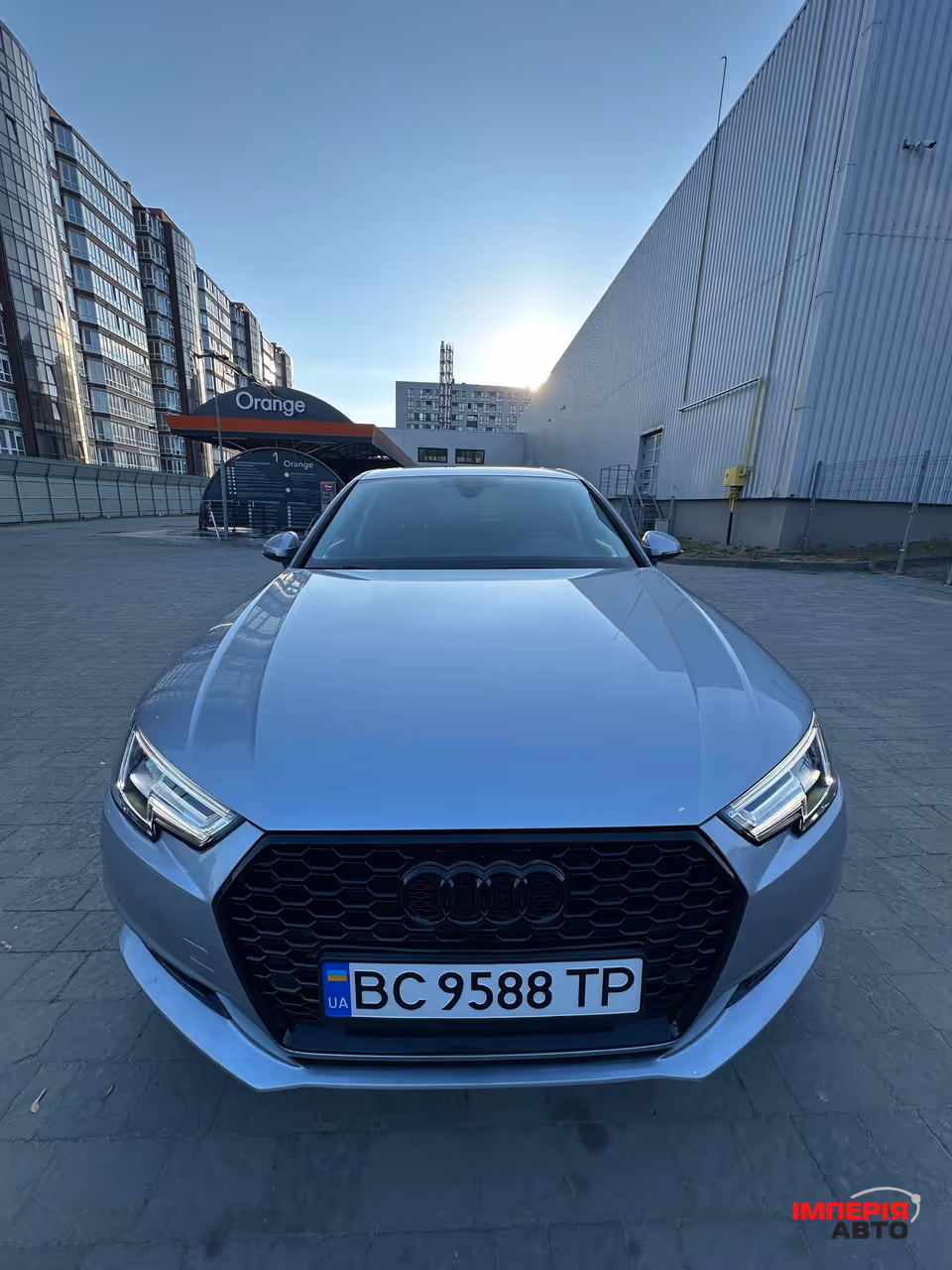 Audi A4 - фото 3