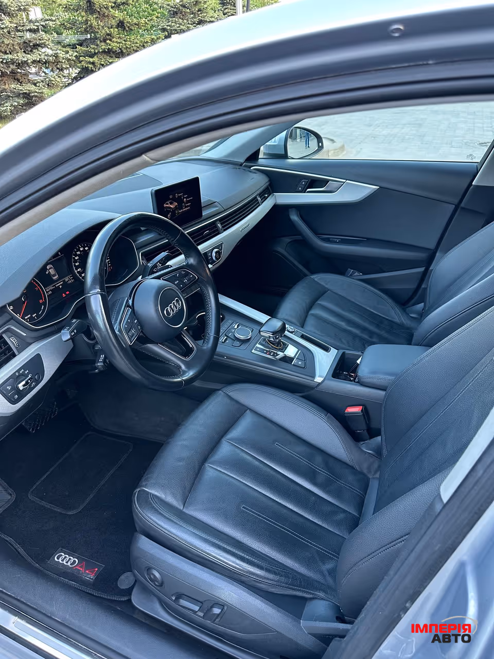 Audi A4 - фото 15
