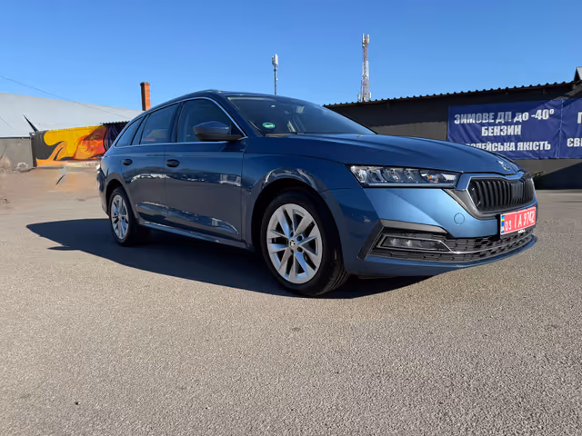 Skoda Octavia - фото 3