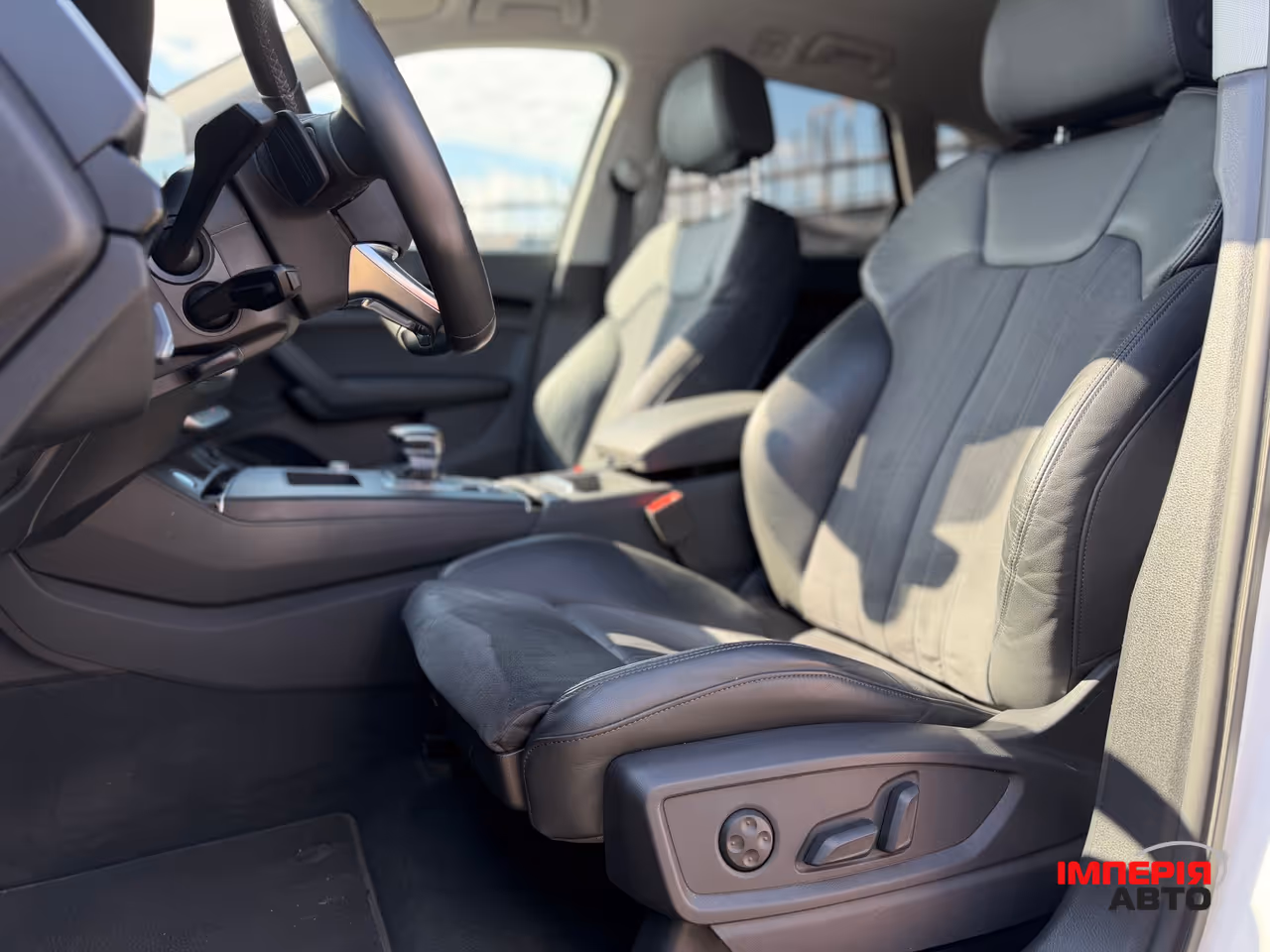 Audi Q5 - фото 14