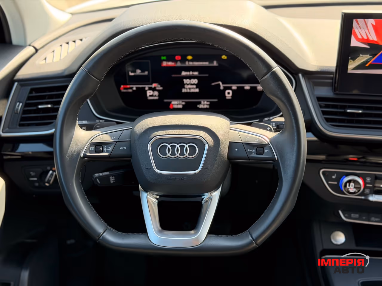 Audi Q5 - фото 8