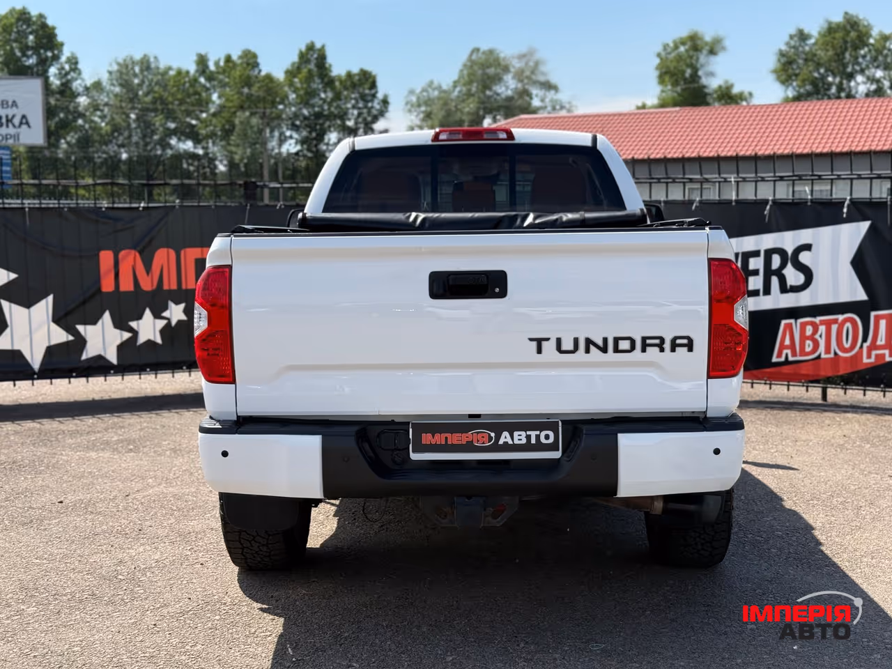 Toyota Tundra - фото 6