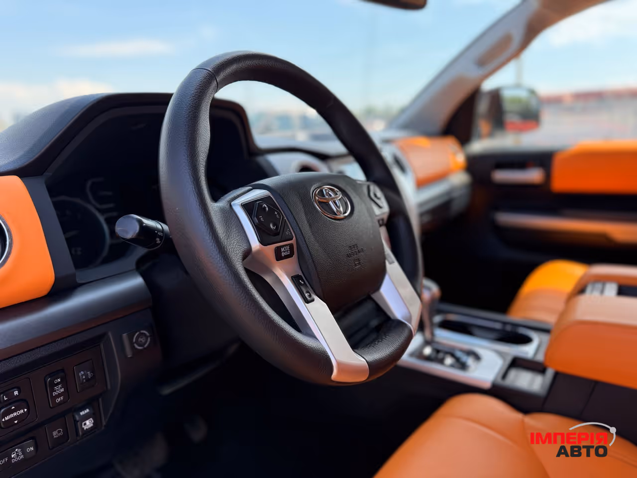 Toyota Tundra - фото 9