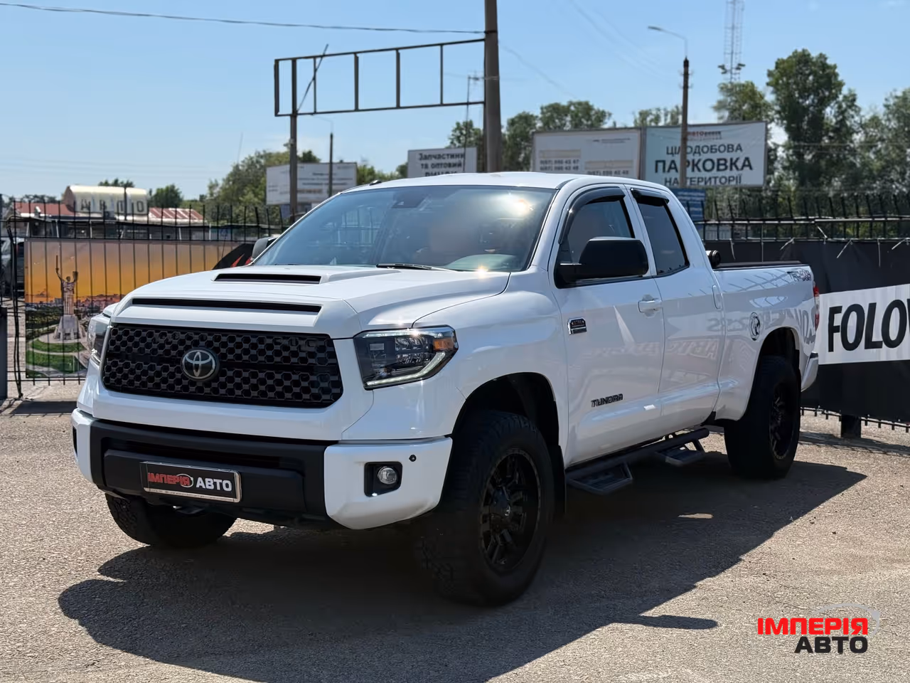 Toyota Tundra - фото 2