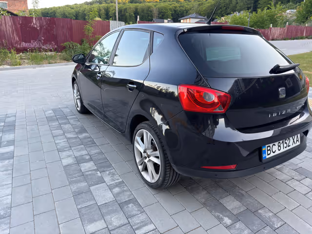 SEAT Ibiza - фото 5