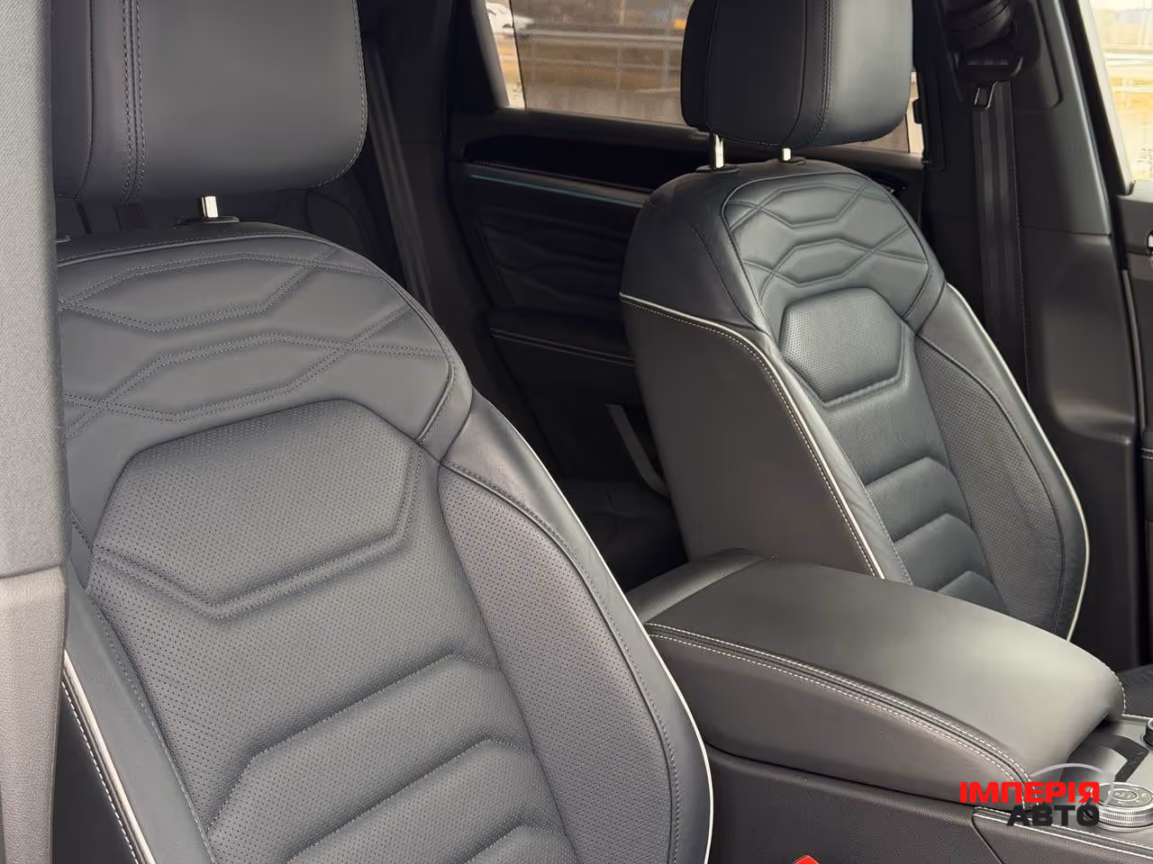 Volkswagen Touareg - фото 46
