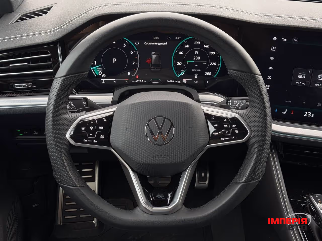 Volkswagen Touareg - фото 41