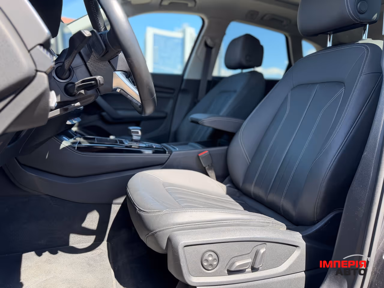 Audi Q5 - фото 14