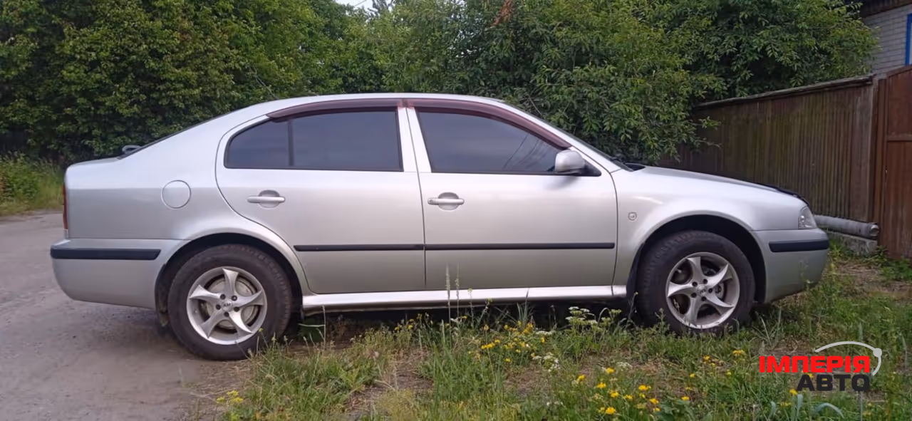 Skoda Octavia - фото 1