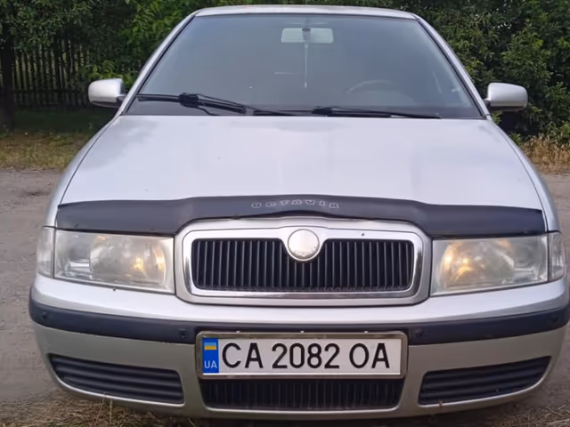 Skoda Octavia - фото 2