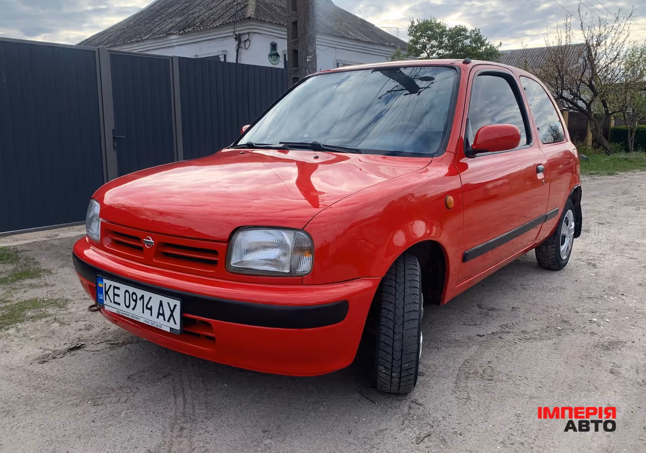 Nissan Micra - фото 1