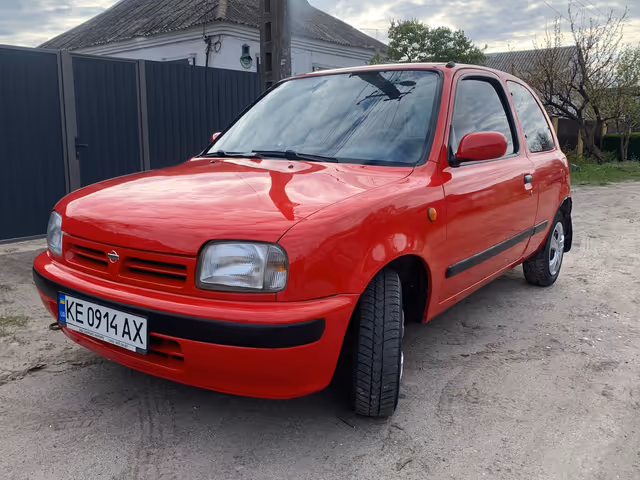 Nissan Micra - фото 1