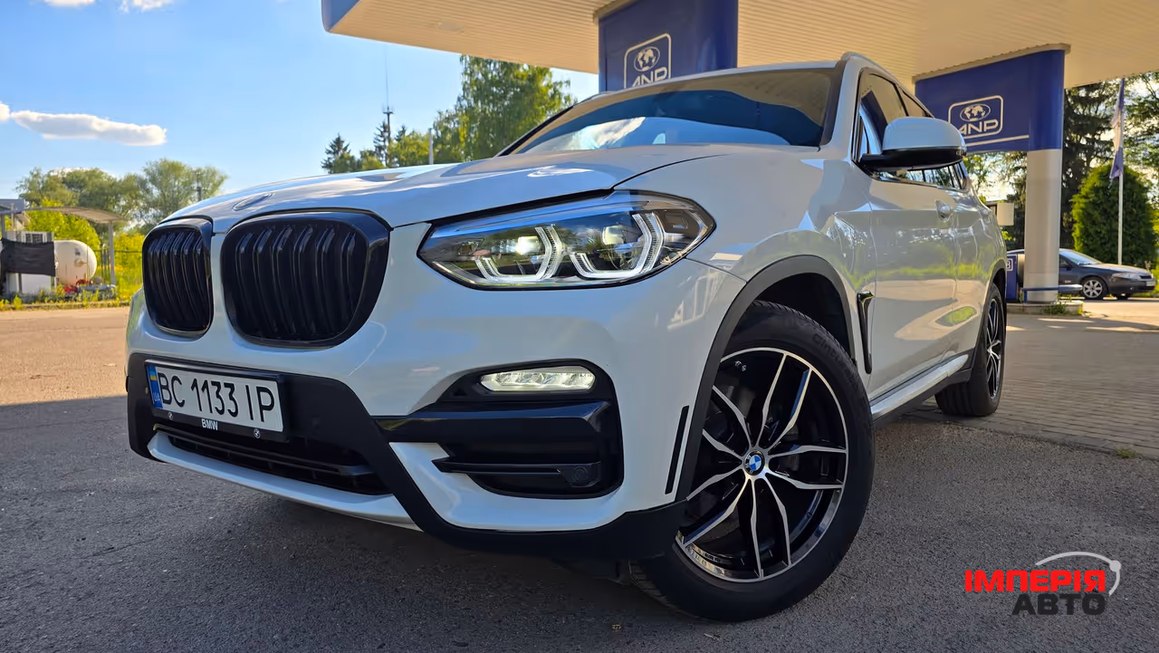 BMW X3 - фото 2
