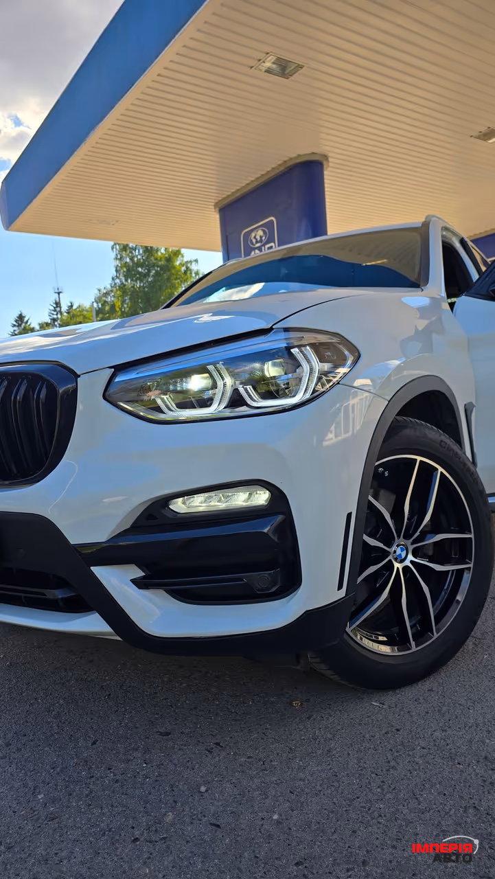 BMW X3 - фото 3