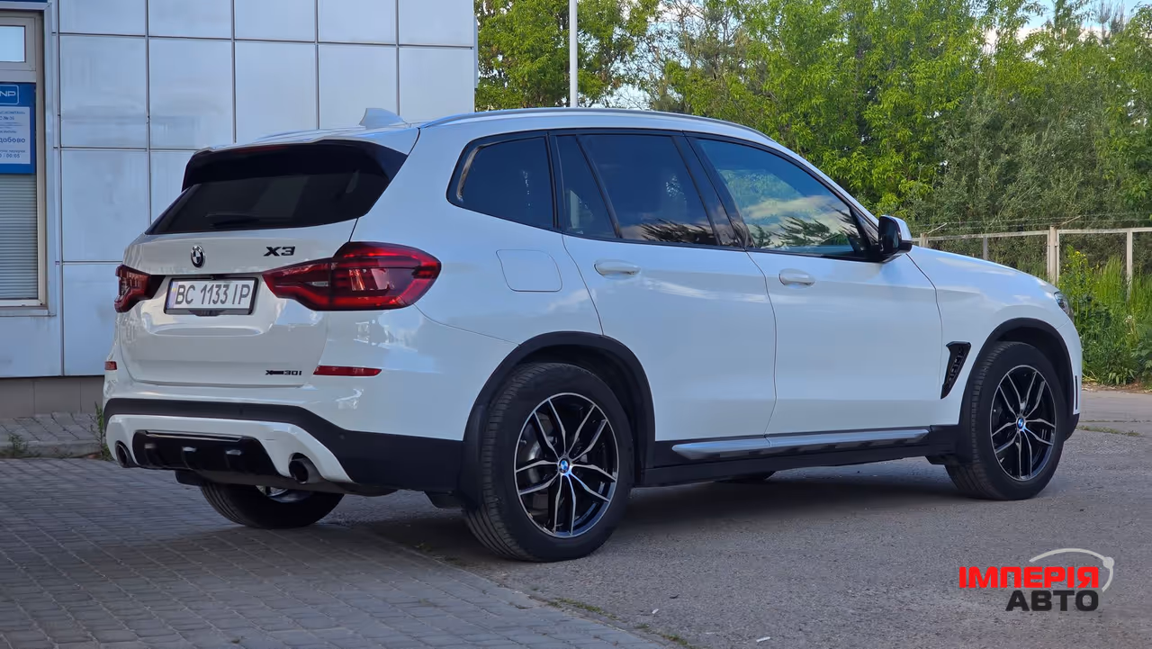 BMW X3 - фото 8