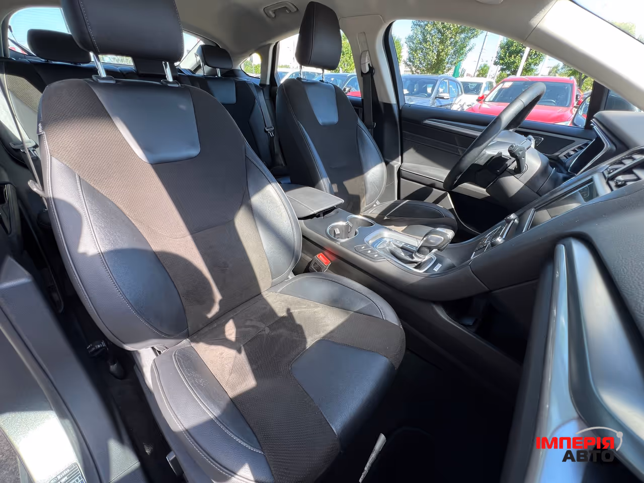 Ford Mondeo - фото 31