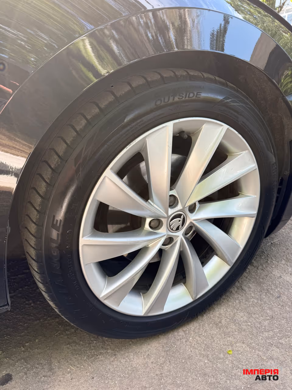 Skoda Superb - фото 10