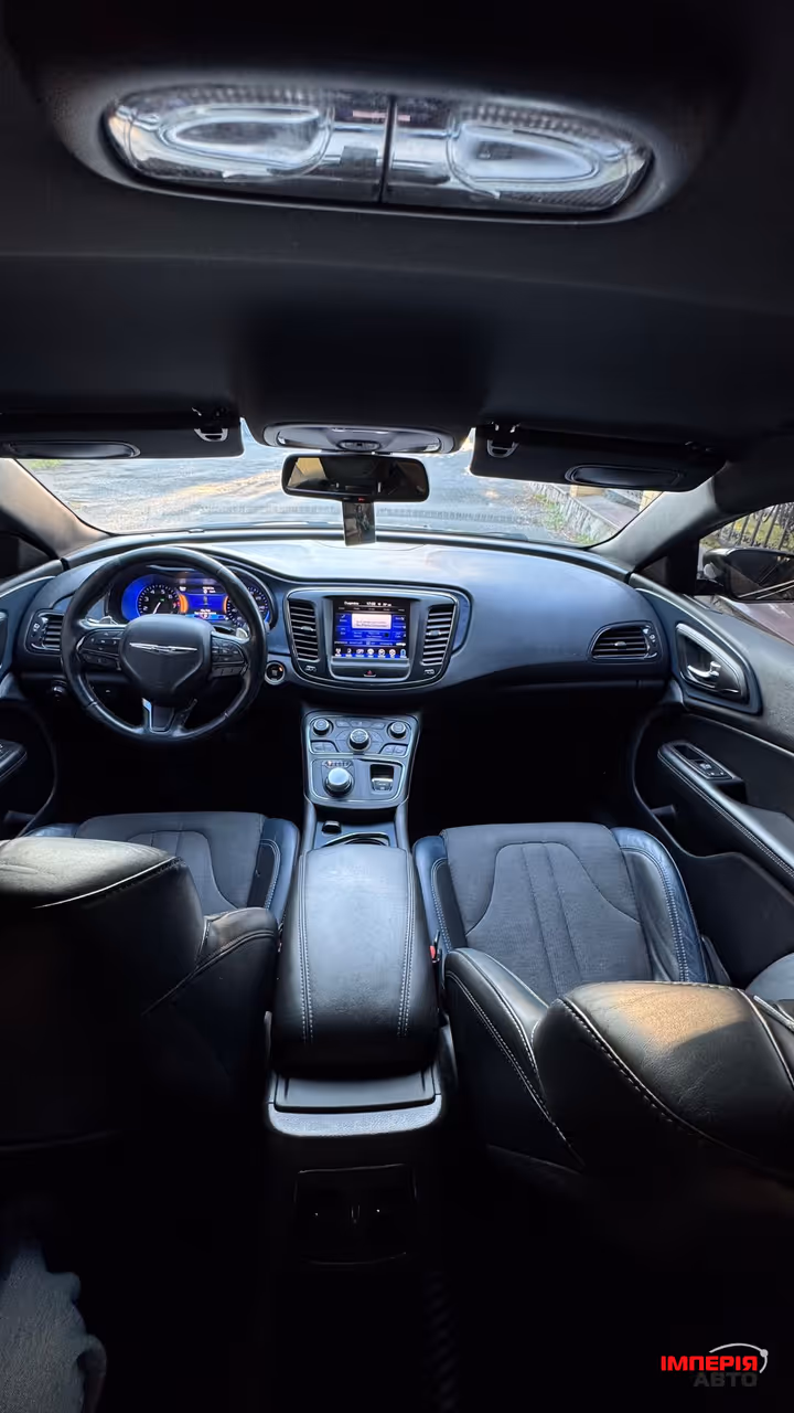 Chrysler 200 - фото 12