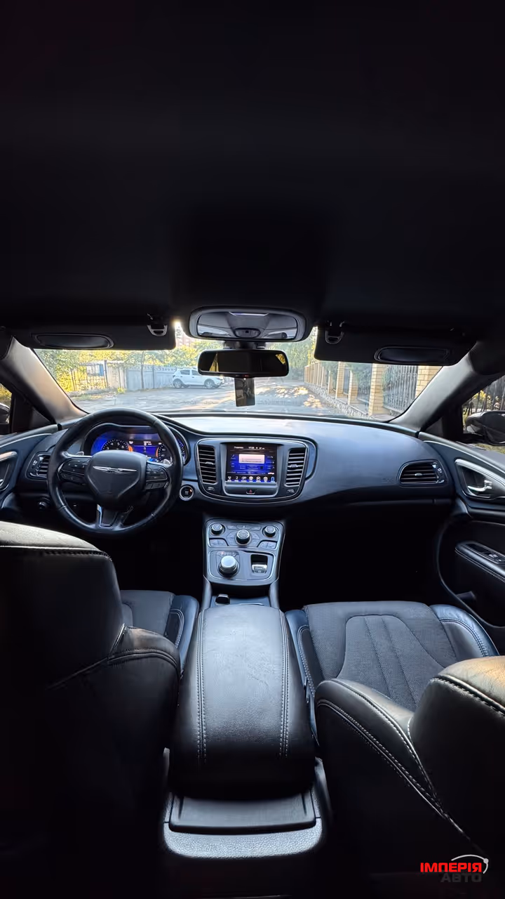 Chrysler 200 - фото 13