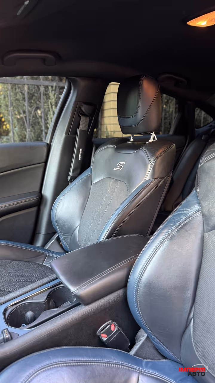 Chrysler 200 - фото 8