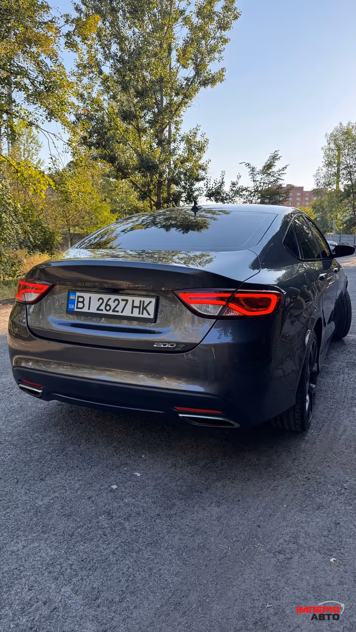 Chrysler 200 - фото 20