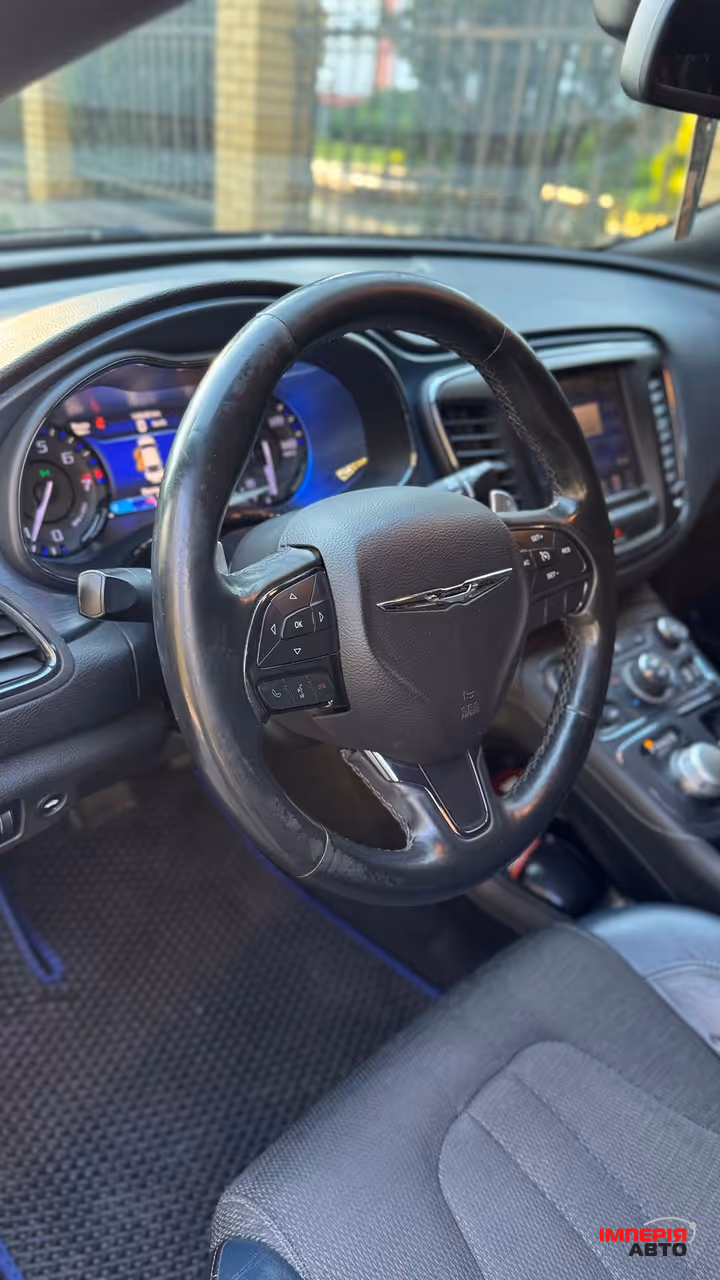 Chrysler 200 - фото 15