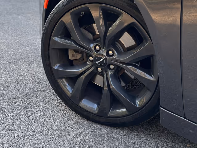 Chrysler 200 - фото 2