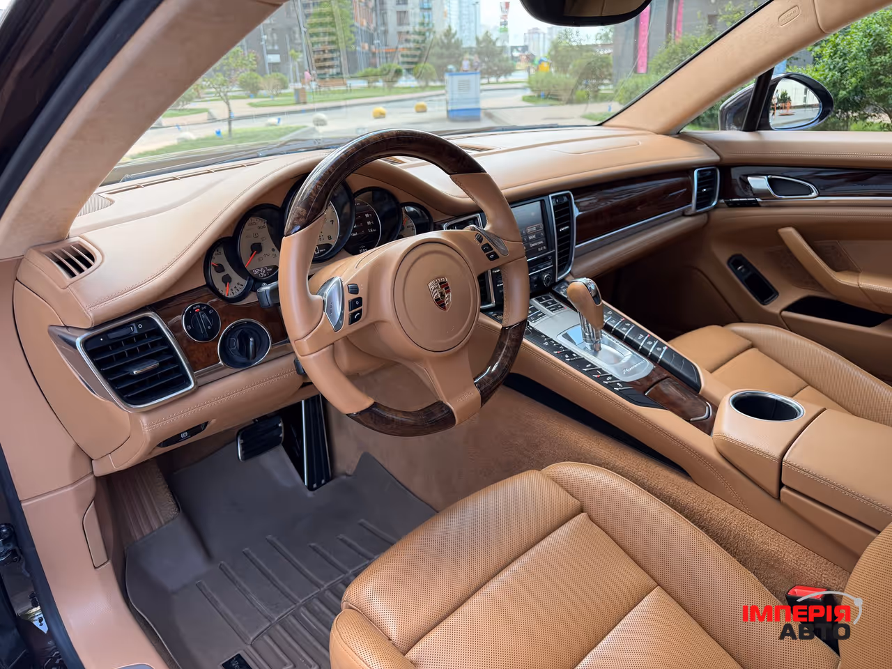 Porsche Panamera - фото 15