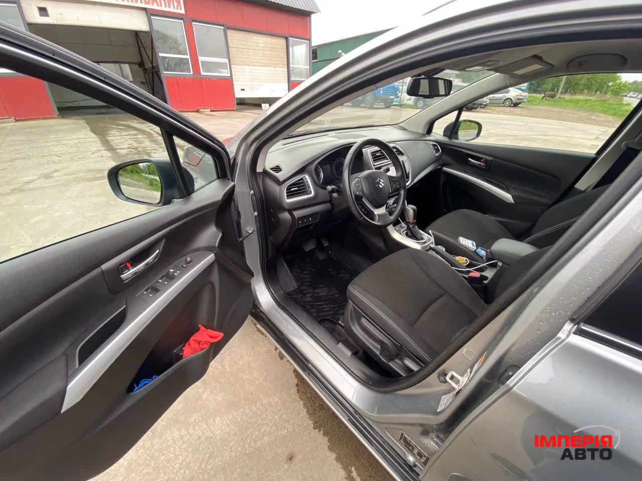 Suzuki SX4 - фото 9