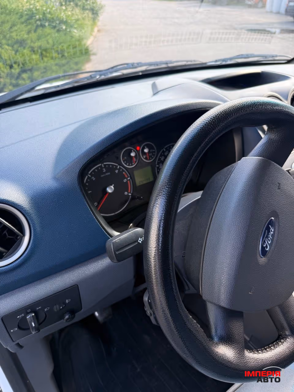 Ford Transit Connect - фото 26