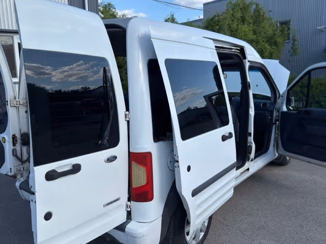Ford Transit Connect - фото 3