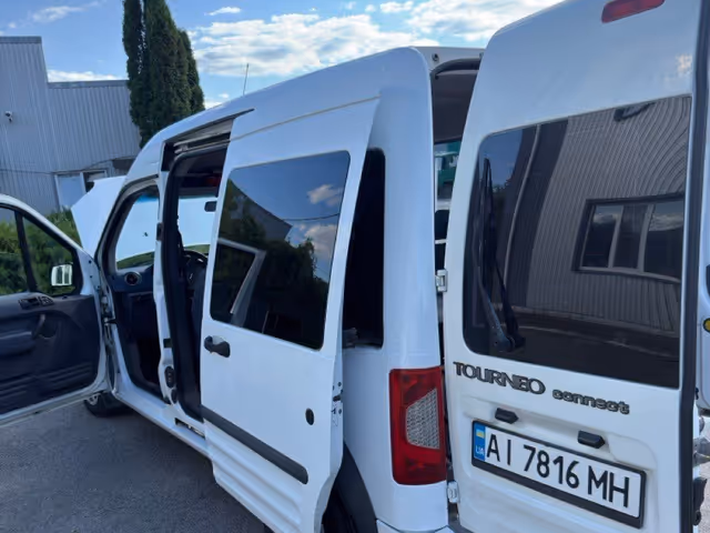 Ford Transit Connect - фото 4