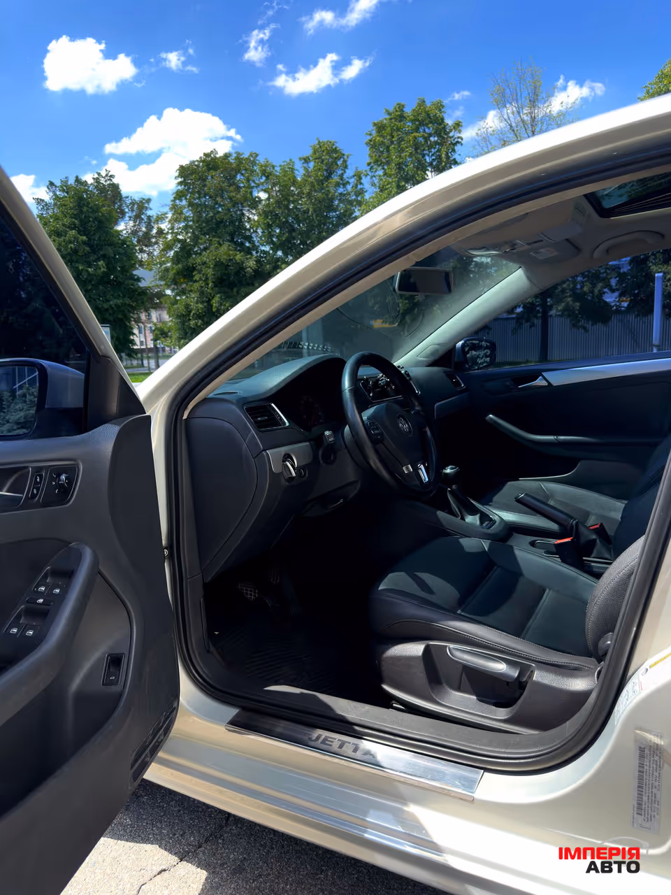 Volkswagen Jetta - фото 15