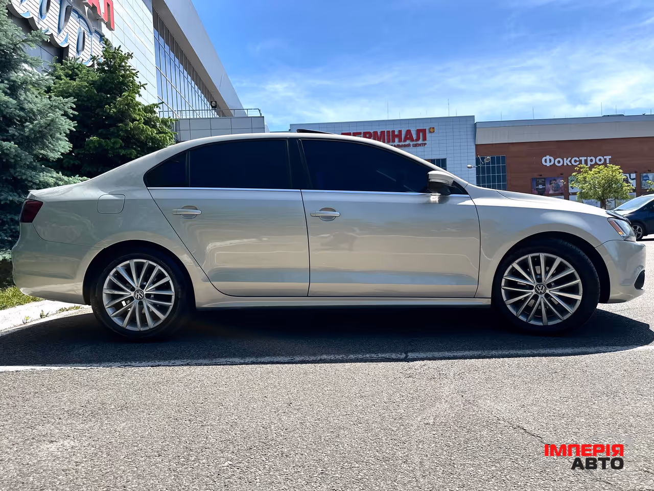 Volkswagen Jetta - фото 3
