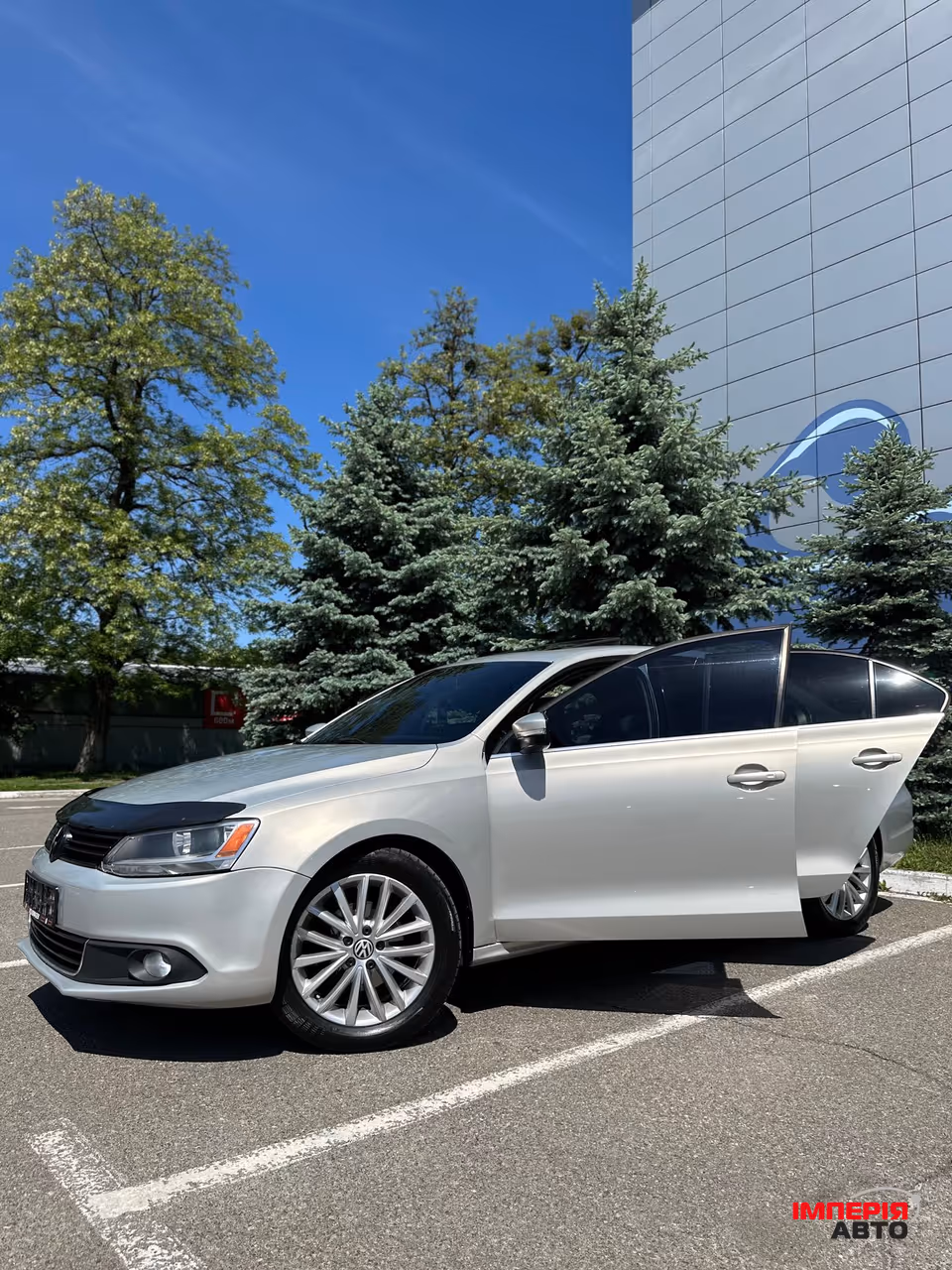 Volkswagen Jetta - фото 4
