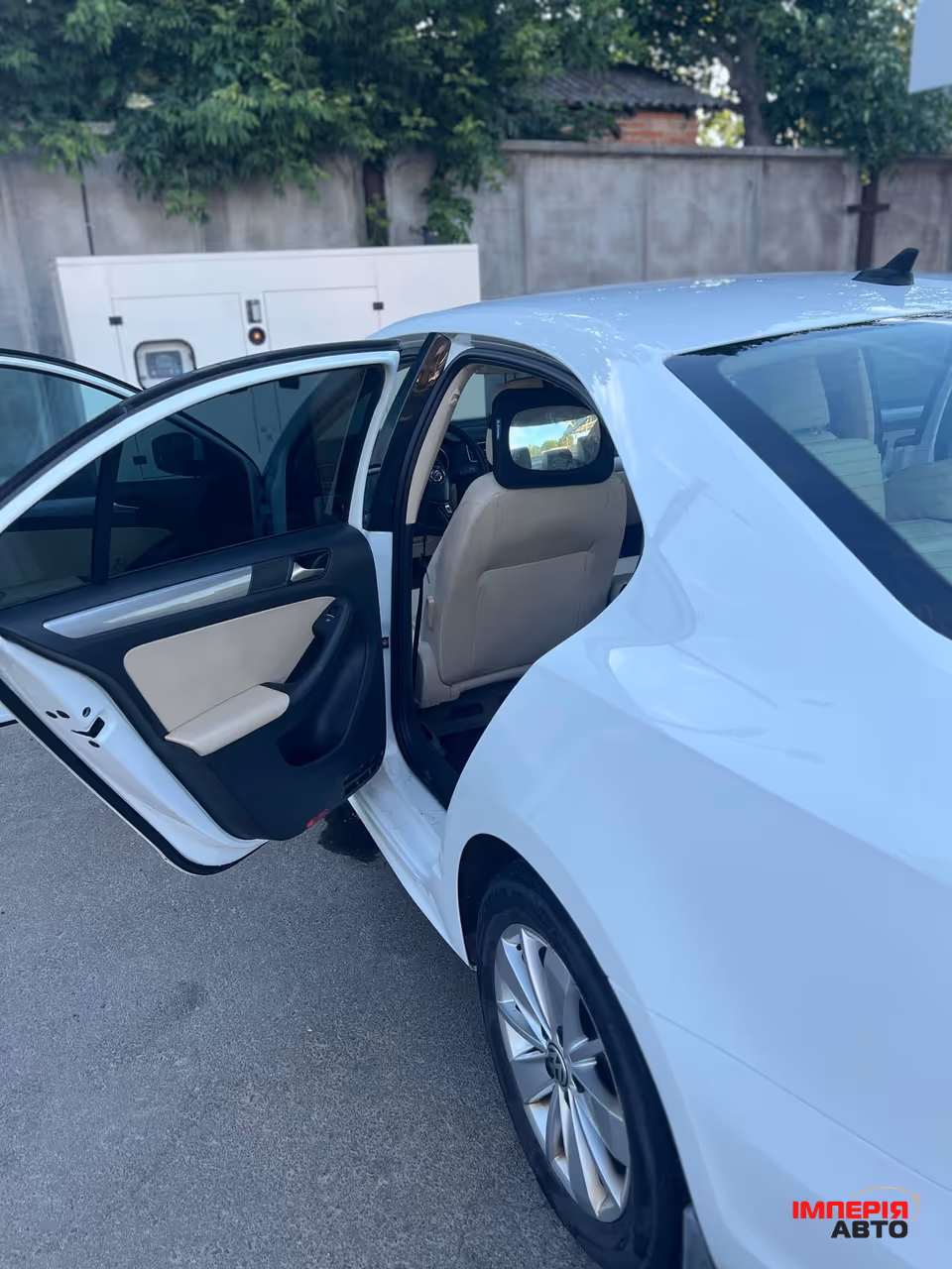Volkswagen Jetta - фото 5