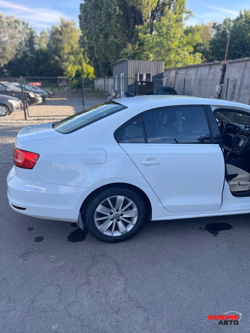 Volkswagen Jetta - фото 8