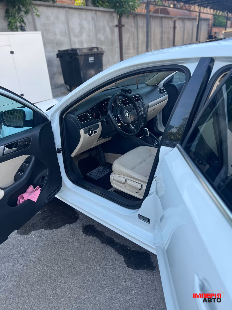 Volkswagen Jetta - фото 4