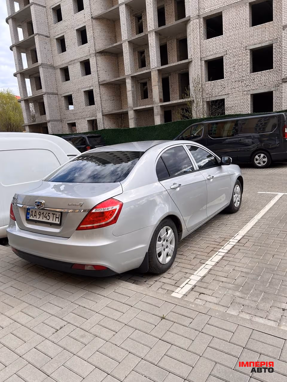 Geely Emgrand 7 - фото 9