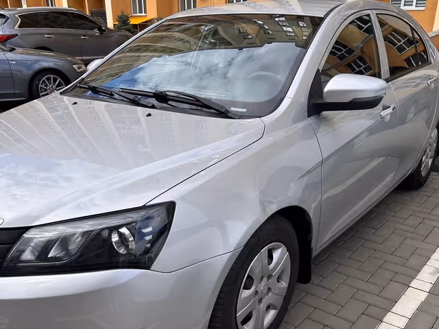 Geely Emgrand 7 - фото 5