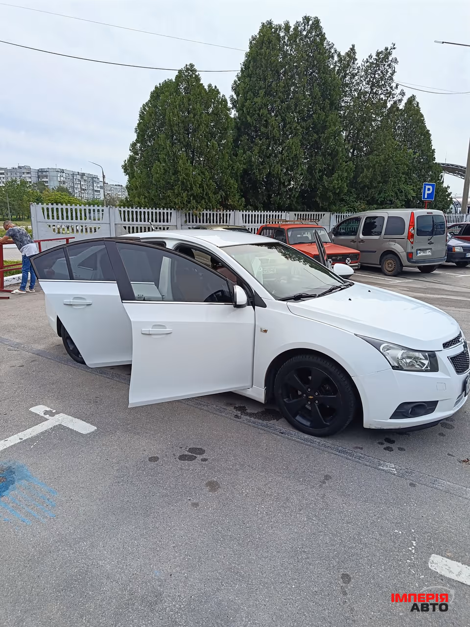 Chevrolet Cruze - фото 4