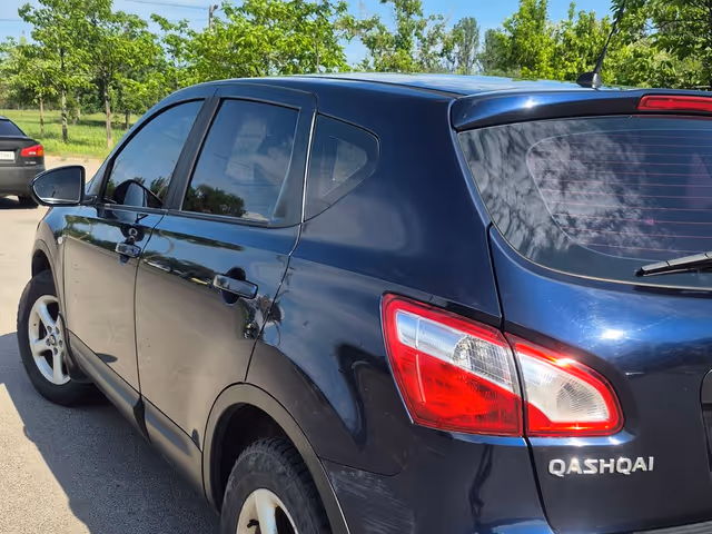 Nissan Qashqai - фото 5