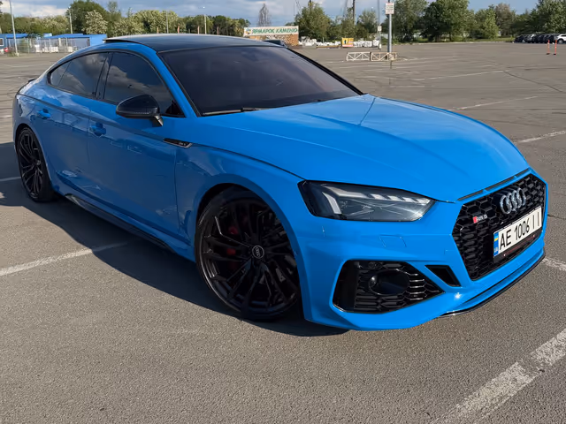 Audi RS 5 - фото 1