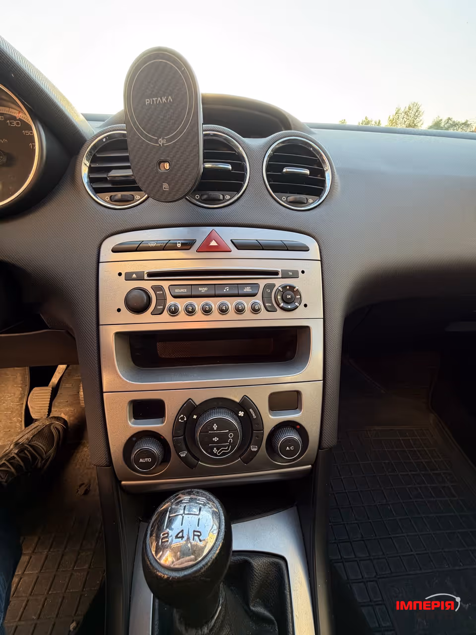 Peugeot 408 - фото 9