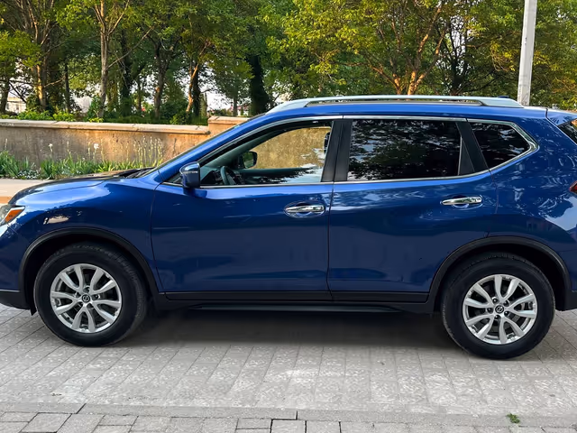 Nissan Rogue - фото 3