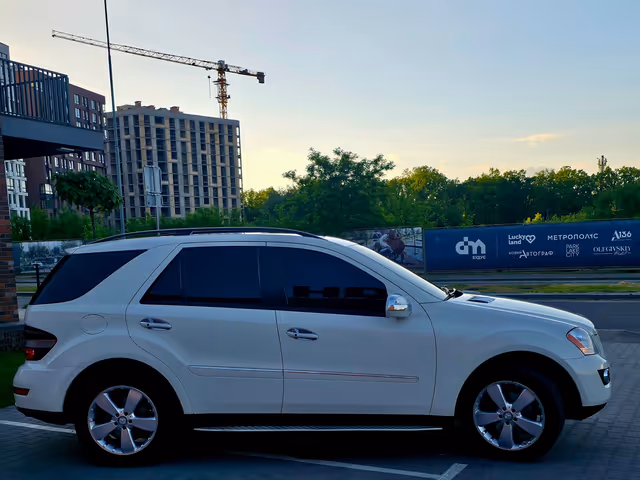 Mercedes-Benz M-Класс - фото 3