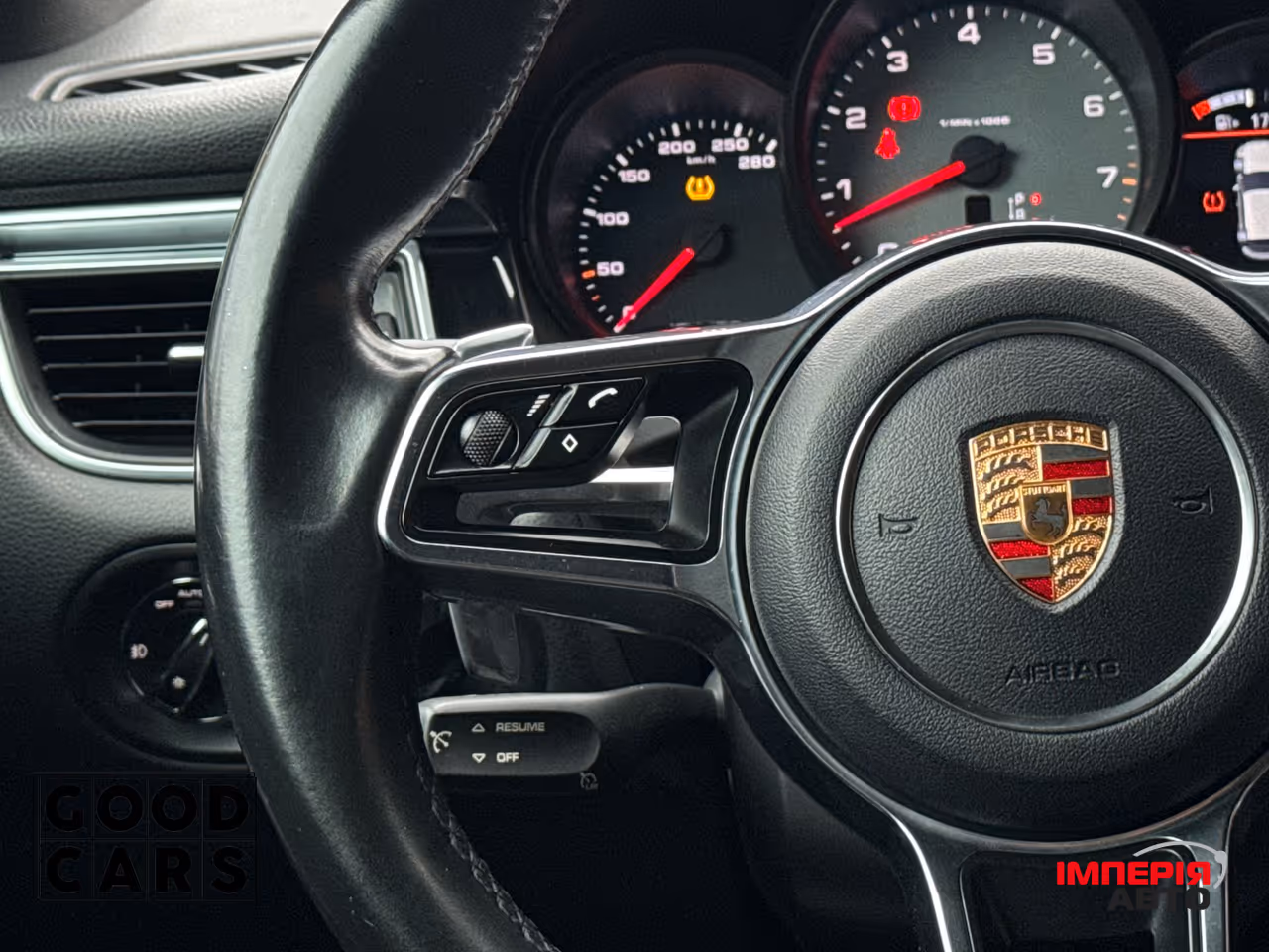 Porsche Macan - фото 33