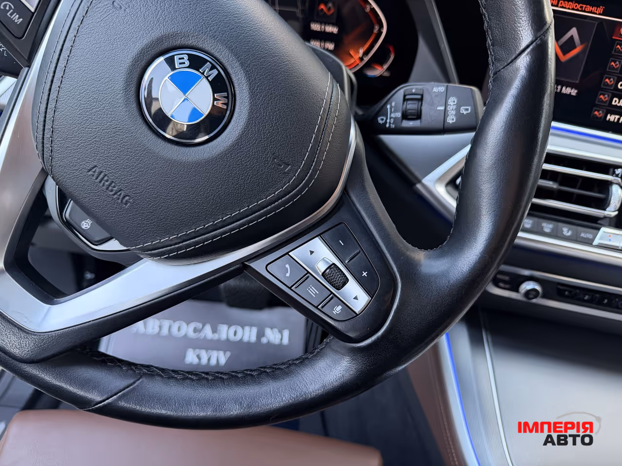BMW X5 - фото 49