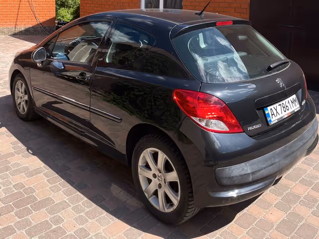 Peugeot 207 - фото 4