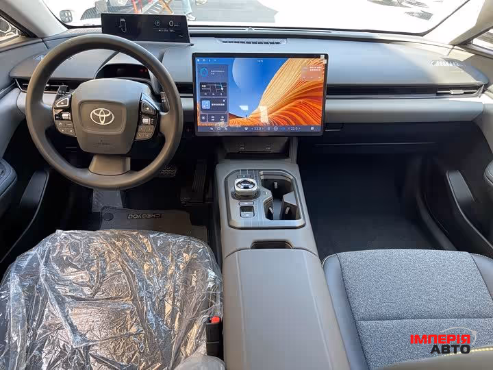 Toyota bZ4X - фото 6